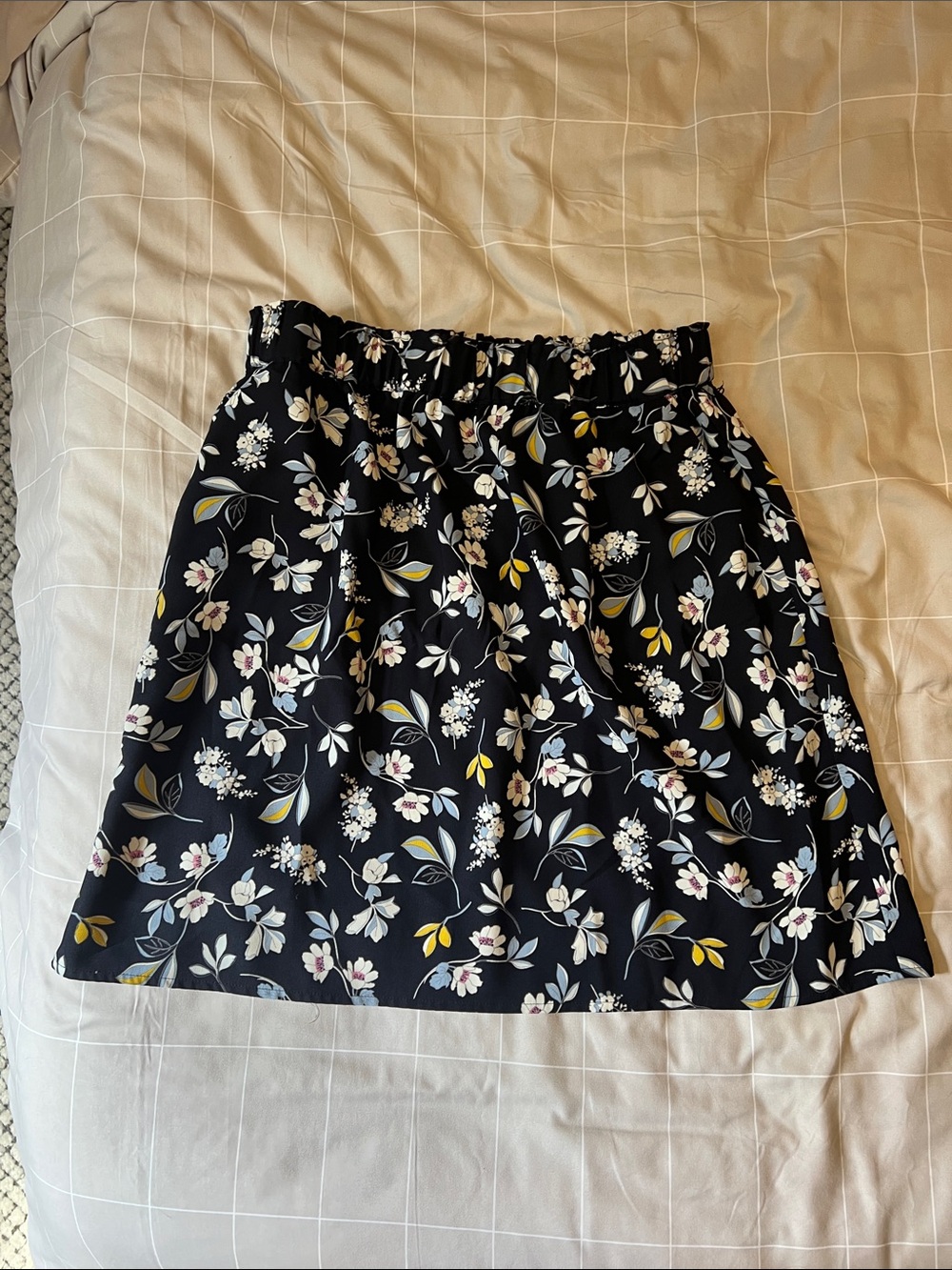 LOFT Navy Floral Mini Skirt with Pockets and Optional Waist Tie